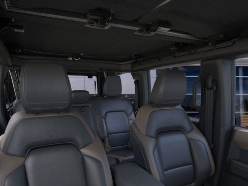 Used 2025 Ford Bronco Big Bend AWD/4WD image 12