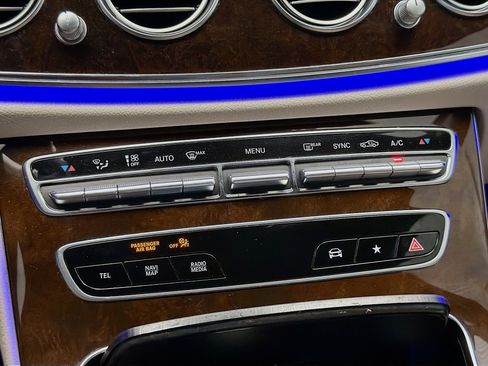 Used 2021 Mercedes-Benz E 350 Sedan image 10