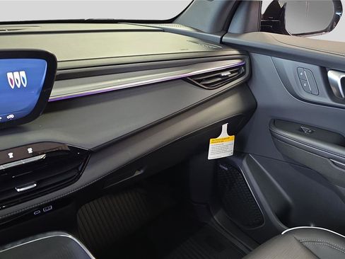 New 2026 Buick Enclave Sport Touring w/ Power Package image 20