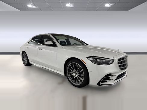 New 2026 Mercedes-Benz S 580e 4MATIC Sedan image 7