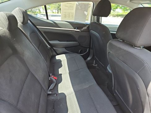 Used 2020 Hyundai Elantra SEL w/ Cargo Package (C1) FWD image 15