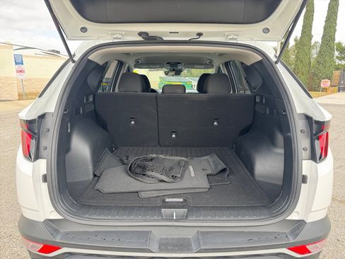 Used 2023 Hyundai Tucson SE FWD image 20
