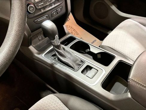 Used 2017 Ford Escape SE AWD/4WD image 15