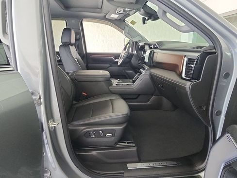 Certified 2025 GMC Sierra 2500 Denali w/ Denali Reserve Package AWD/4WD image 28