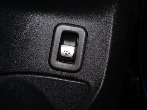 Used 2021 Mercedes-Benz C 300 4MATIC Sedan image 39