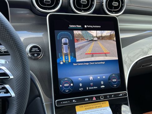 New 2026 Mercedes-Benz GLC 300 4MATIC image 17