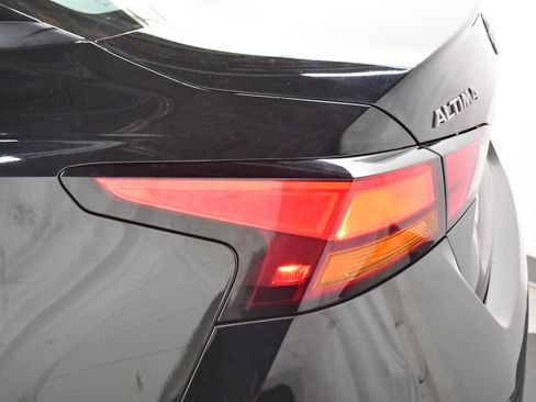 Used 2025 Nissan Altima 2.5 SV FWD image 30