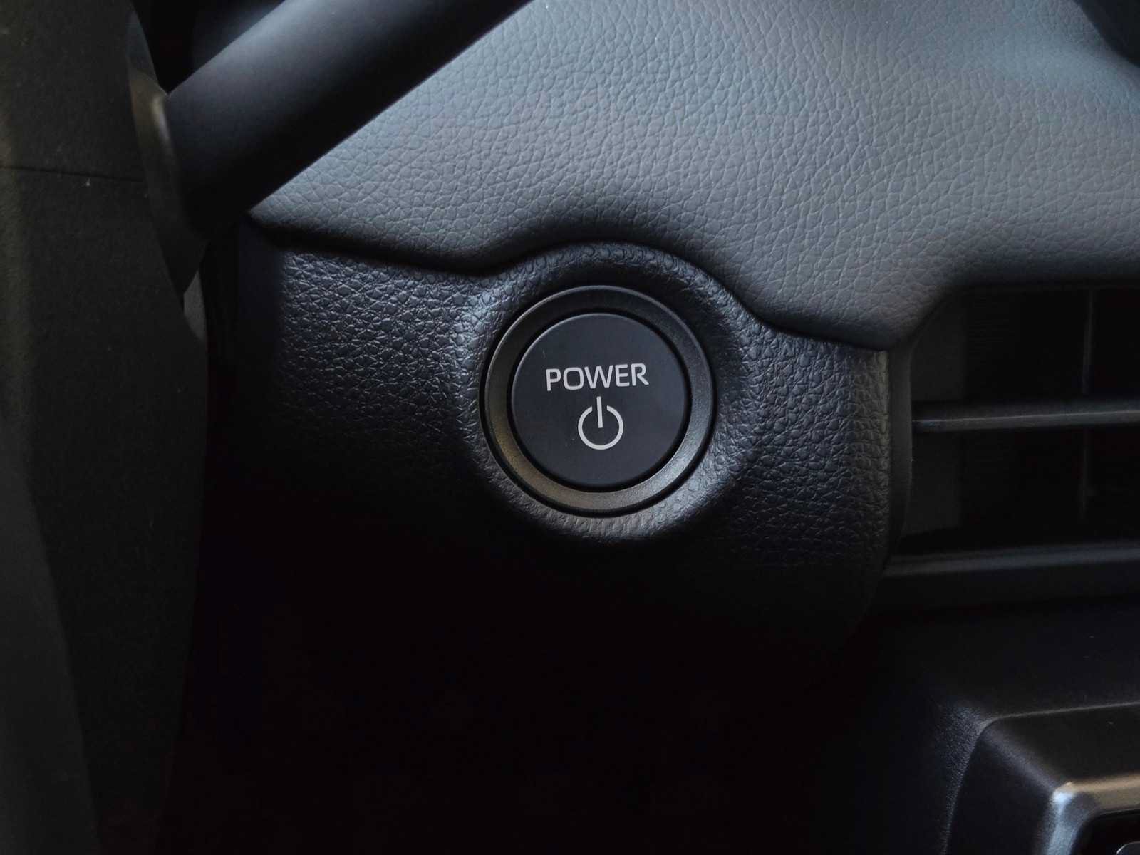 Certified 2026 Toyota RAV4 SE AWD/4WD image 18