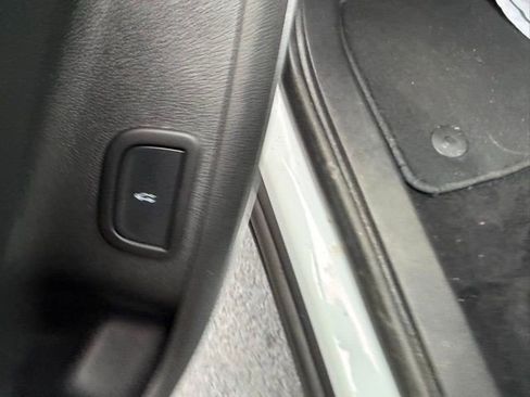 Certified 2025 GMC Acadia Elevation image 16