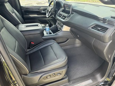 Used 2021 GMC Yukon XL SLT RWD image 21