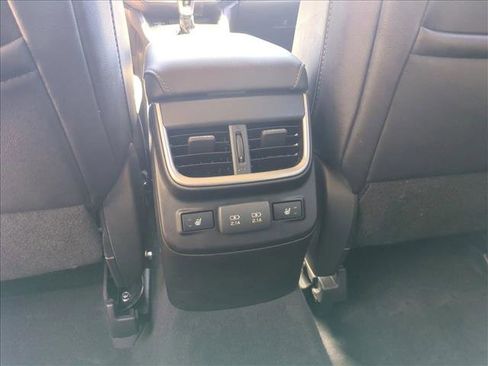 Certified 2022 Subaru Outback Limited image 19