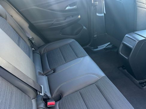 Used 2025 Buick Envista Preferred w/ Convenience I Package image 19