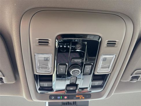 New 2026 GMC Yukon Denali AWD/4WD image 14