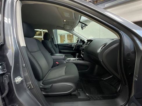 Used 2020 Nissan Pathfinder SV FWD image 28