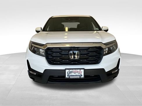 Used 2025 Honda Passport EX-L image 3