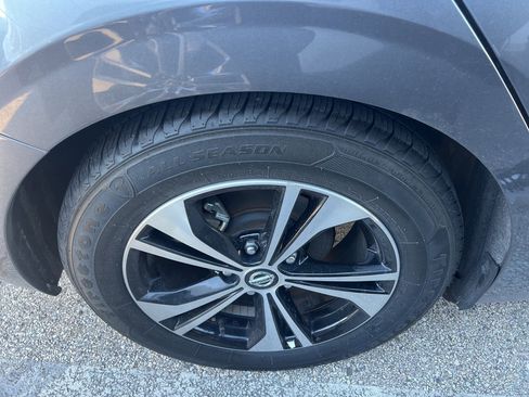 Used 2022 Nissan Sentra SV image 10