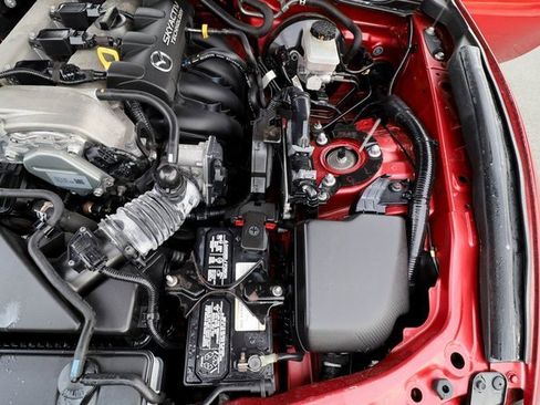 Used 2016 MAZDA MX-5 Miata Sport image 27