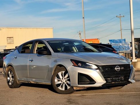 Used 2025 Nissan Altima 2.5 S image 20