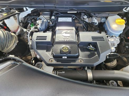 Used 2024 RAM 2500 Big Horn image 33