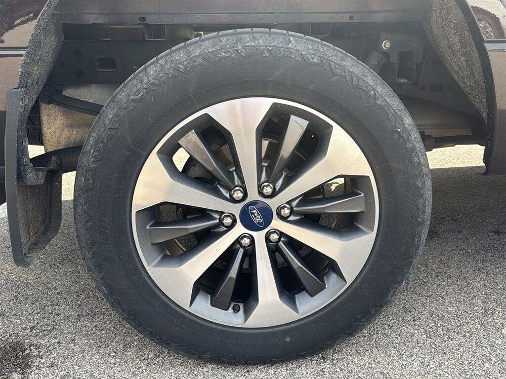 Used 2019 Ford F150 XL w/ Equipment Group 101A Mid AWD/4WD image 16