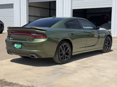 Used 2023 Dodge Charger SXT w/ Blacktop Package RWD image 5