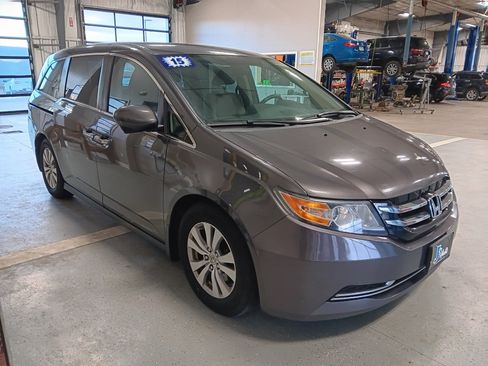 Used 2015 Honda Odyssey EX image 3