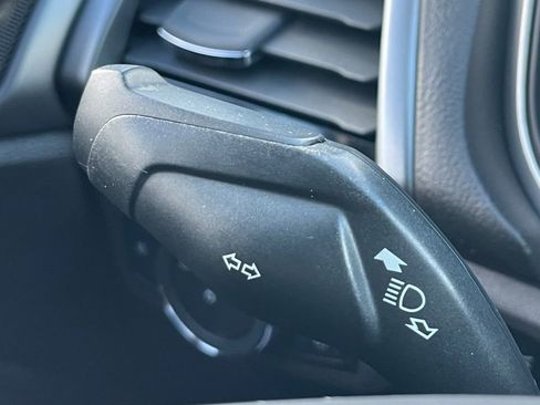 Used 2014 Ford Fusion SE w/ Equipment Group 201A image 21