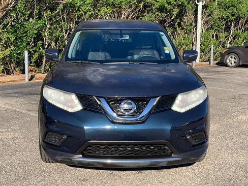 Used 2015 Nissan Rogue S image 4