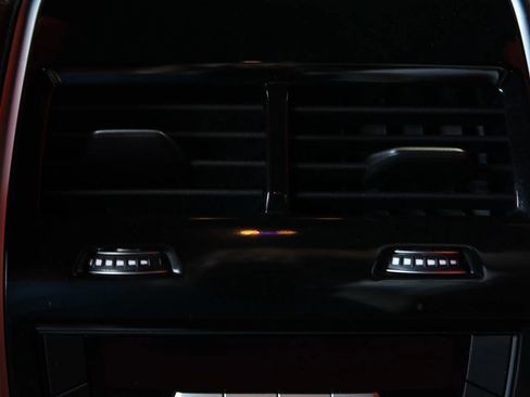 Used 2024 BMW XM image 41