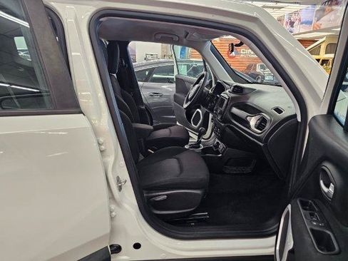 Used 2020 Jeep Renegade Sport AWD/4WD image 32