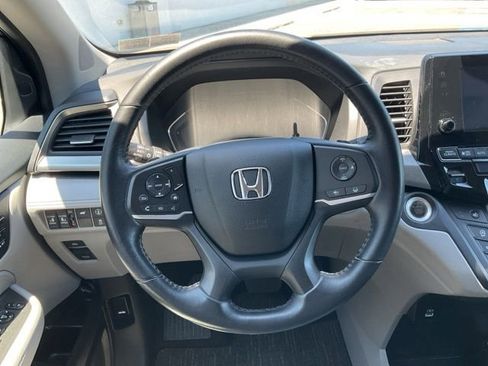 Used 2021 Honda Odyssey EX-L image 3