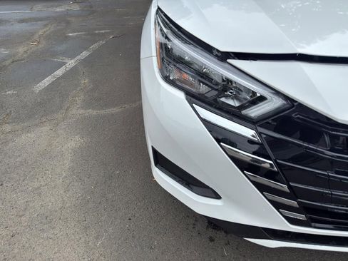 New 2025 Nissan Versa SV image 10