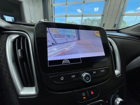 Used 2023 Chevrolet Malibu LT FWD image 18