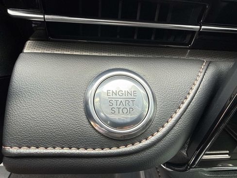 New 2026 Lincoln Nautilus Premier AWD/4WD image 28