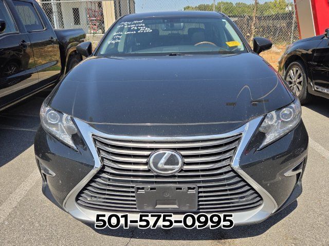 Used 2016 Lexus ES 350 w/ Premium Package w/Wood Trim FWD image 6