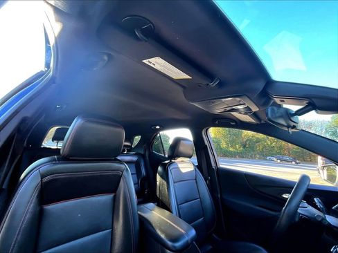 Certified 2022 Chevrolet Equinox RS w/ RS Leather Package image 12