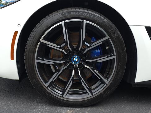 Used 2023 BMW i4 eDrive40 w/ M Sport Package image 53