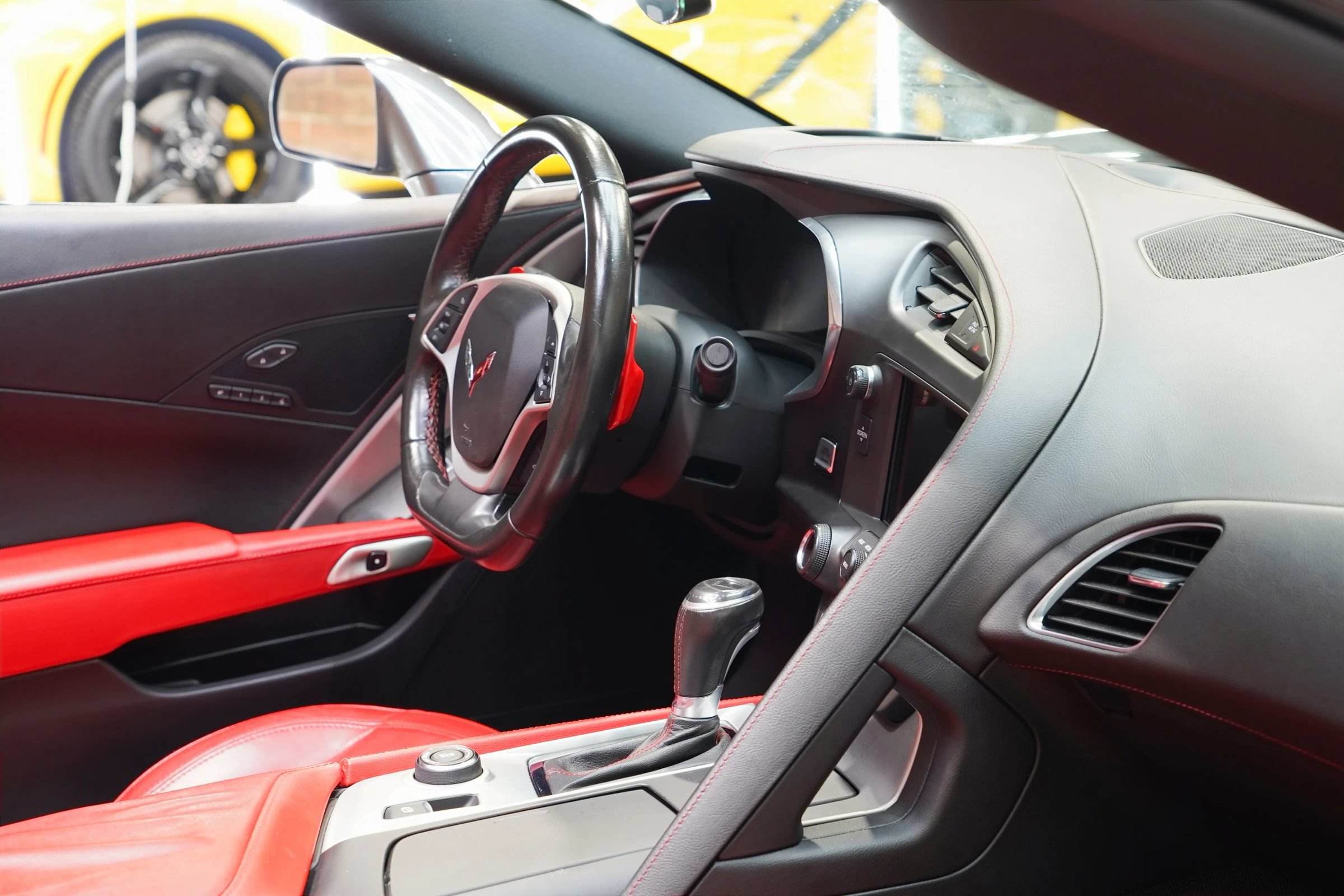 Used 2017 Chevrolet Corvette Stingray Coupe RWD image 48