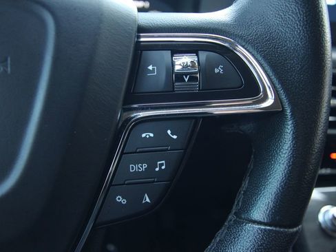 Used 2023 Lincoln Nautilus FWD w/ Premium Package image 23