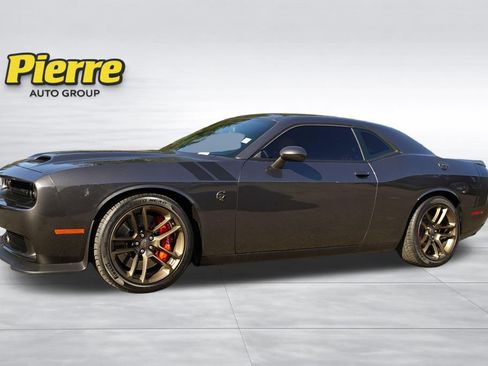 Used 2023 Dodge Challenger SRT Hellcat w/ Driver Convenience Group RWD image 4