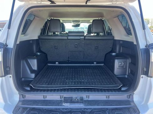 Used 2023 Toyota 4Runner TRD Off-Road Premium image 18