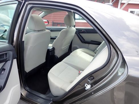 Used 2011 Kia Forte EX w/ Premium Pkg FWD image 8
