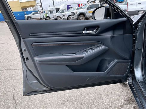 Used 2022 Nissan Altima 2.5 SR image 20