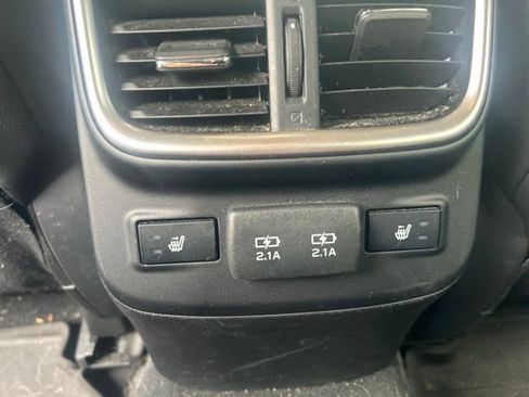Used 2021 Subaru Outback Touring AWD/4WD image 18