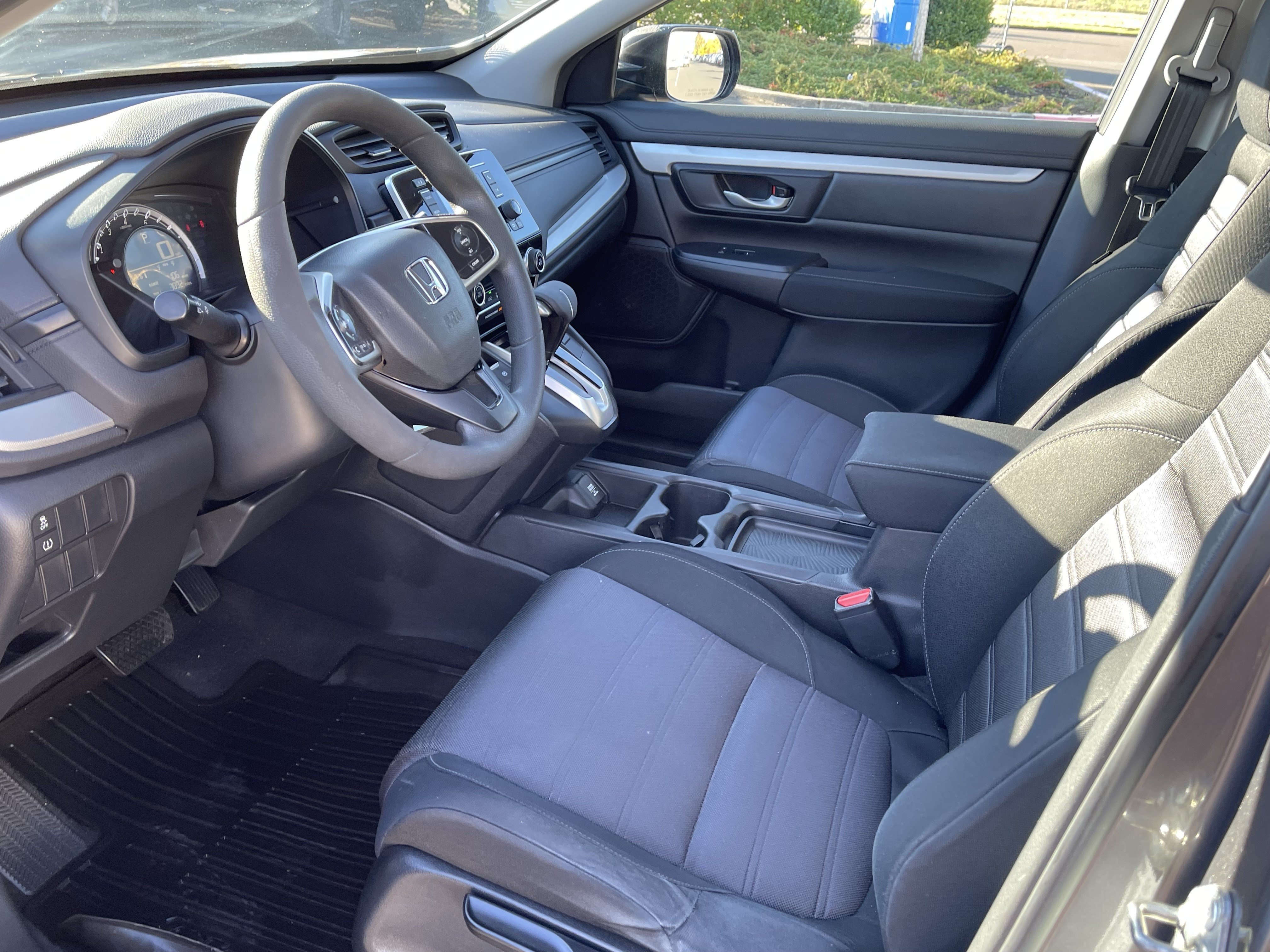 Used 2018 Honda CR-V LX image 10
