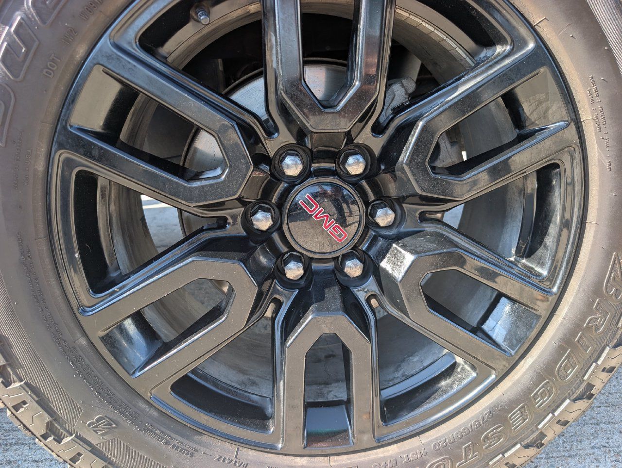 Used 2022 GMC Sierra 1500 Elevation w/ Elevation Premium Package AWD/4WD image 7