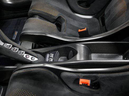 Used 2022 McLaren 765LT image 52