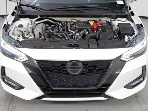 Used 2023 Nissan Sentra SR w/ Midnight Edition Package image 7