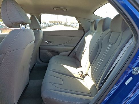 Certified 2023 Hyundai Elantra SEL image 10