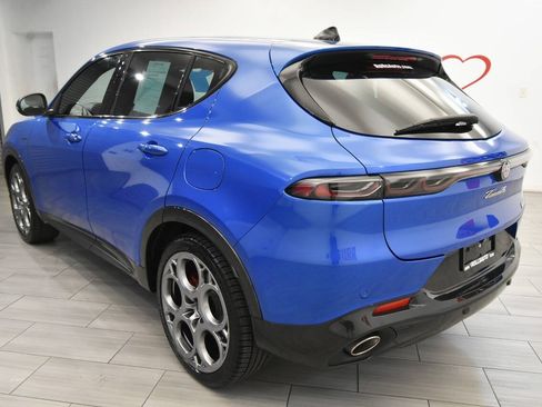 Used 2024 Alfa Romeo Tonale Veloce AWD/4WD image 3